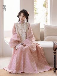 明鏡華服【月華景】 明制漢服女馬面裙套裝2024新款秋冬改良漢服-淘寶網 主圖 001.jpg