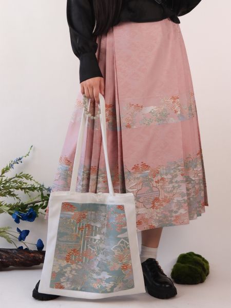 File:桑谣记【姑苏一梦】八分裙中长款汉元素缎面仿妆花马面裙 对穿交-淘宝网 主图 004.jpg