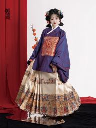 明镜华服 福龙灵泽 明制冬季汉服女马面裙套装2024新年款成人古装-淘宝网 主图 003.jpg