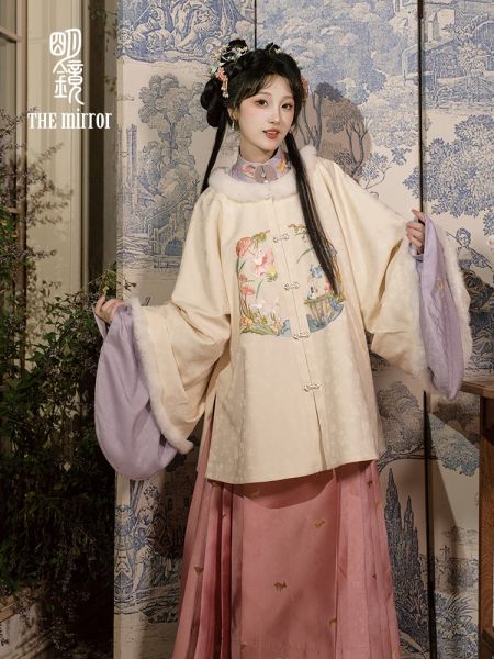 File:明镜华服【兔兔环游记】原创明制汉服秋冬装新款圆领半袖上衣日常-淘宝网 主图 006.jpg