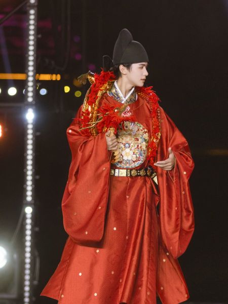 File:燕云织造【万里江山】龙年龙补圆领袍国风大典秀款原创汉服男-淘宝网 主图 003.jpg