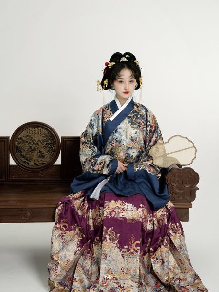 File:风间林【银龙雕辉】原创国风明制汉服女仿妆花织金短袄紫色马面裙-淘宝网 主图 004.jpg