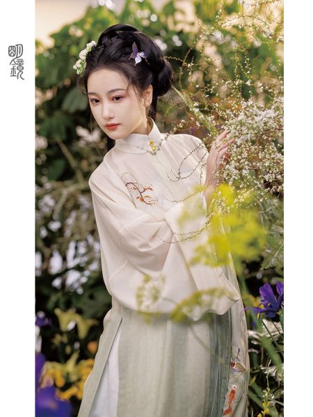 File:【小庭春】明镜原创明制汉服竖领对襟直袖长衫马面 售完不补货-淘宝网 主图 004.jpg
