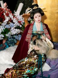 襦一坊 沉香醉 秋冬唐制披袄织锦直领背子烂花绒齐胸裙复原汉服女-淘宝网 主图 006.jpg