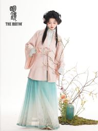 4月12日20点开售【瓶中春色】明镜华服 弓袋袖合领袄上衣汉服女-淘宝网 主图 003 (1).jpg