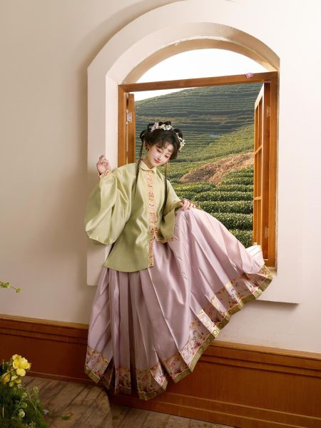 File:【现 预】吉元裳织-春和景明织金仿妆花纱料明制汉服马面裙春季-淘宝网 主图 003.jpg